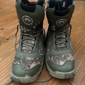 Irish setter hunting boot